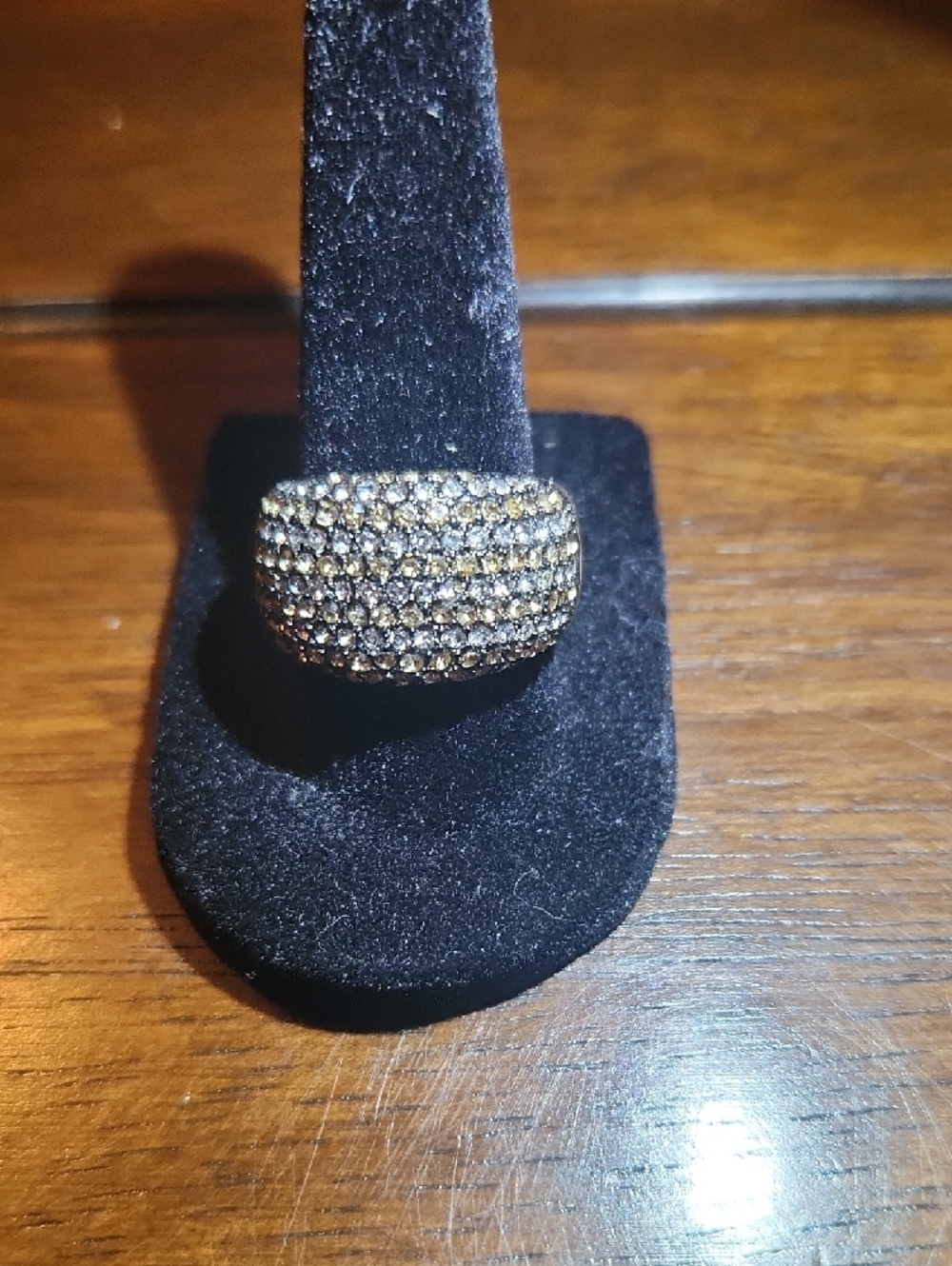 NWOT Silver Pave Crystal Dome Ring W Alternate Champagne & Faux Diamond Crystals